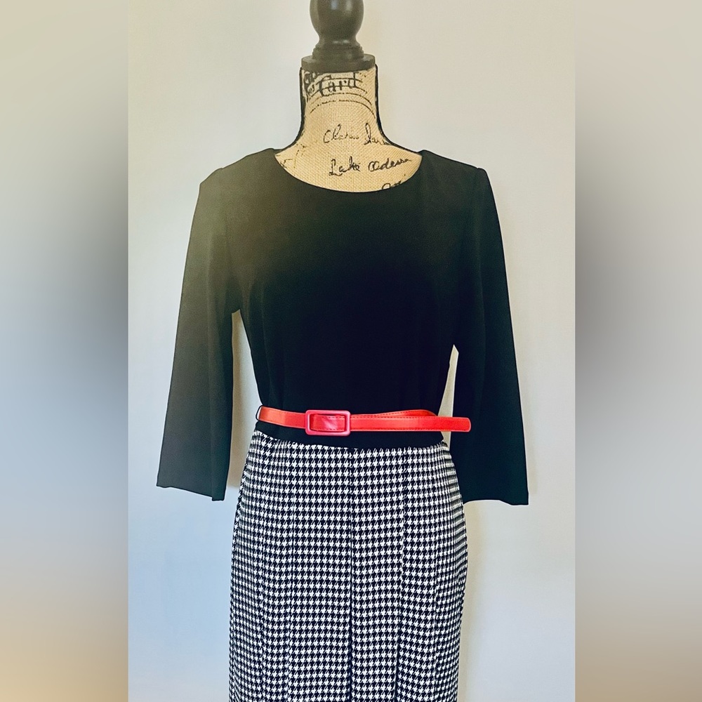 Fun Shelby & Palmer mid-length dress.